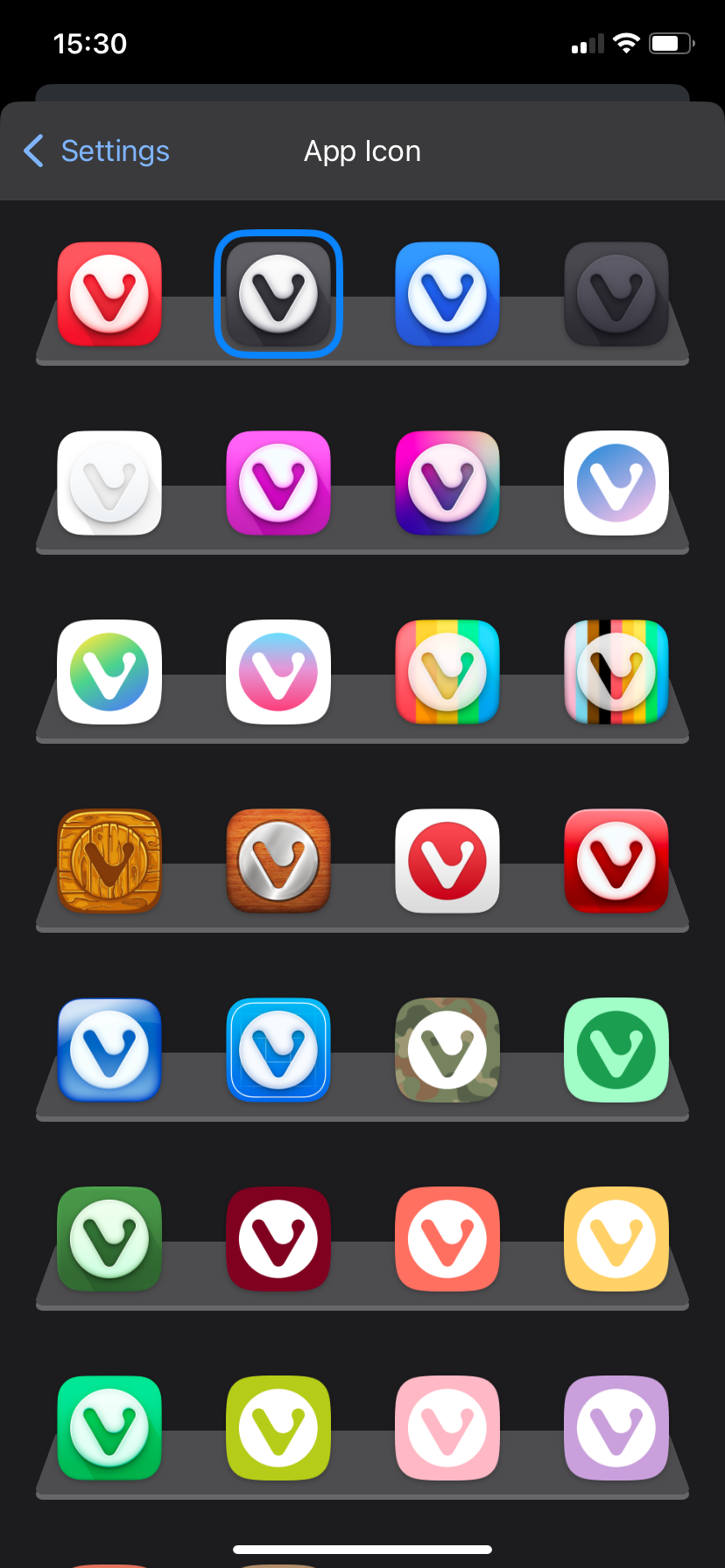 Vivaldi icon picker on iOS.